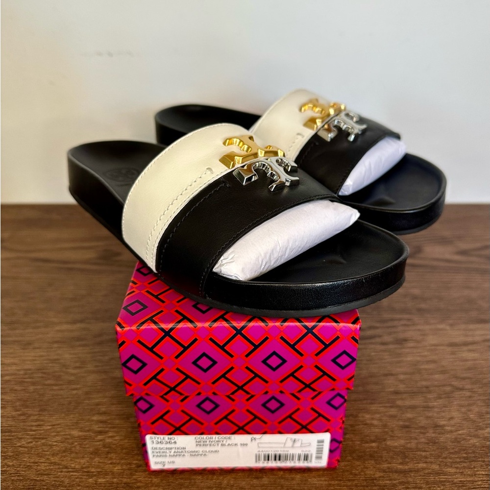 Tory Burch Everly Anatomic Slide in Perfect Black/New Ivory Size 7